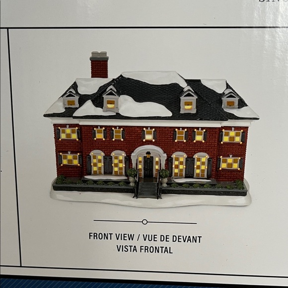 Home Alone McCallister House department 56 Snow Village - Picture 6 of 16